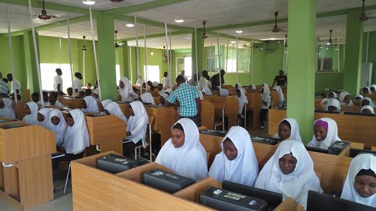 Family at loggerheads with Dolphin Maria College for preventing student from writing WAEC