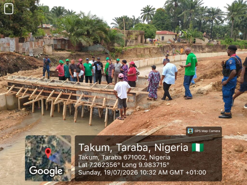 Taraba ACReSAL Inspects Ndibam Gully Site, Commends Progress on Takum Erosion Project